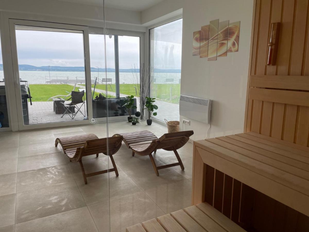Bárdo Apartman Balatonlelle Exterior foto
