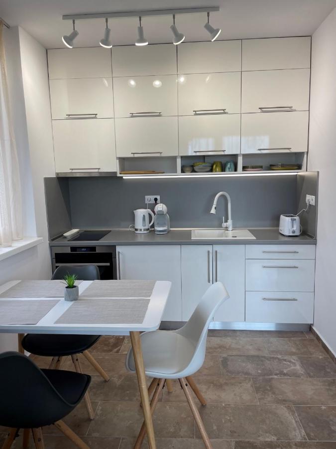 Bárdo Apartman Balatonlelle Exterior foto
