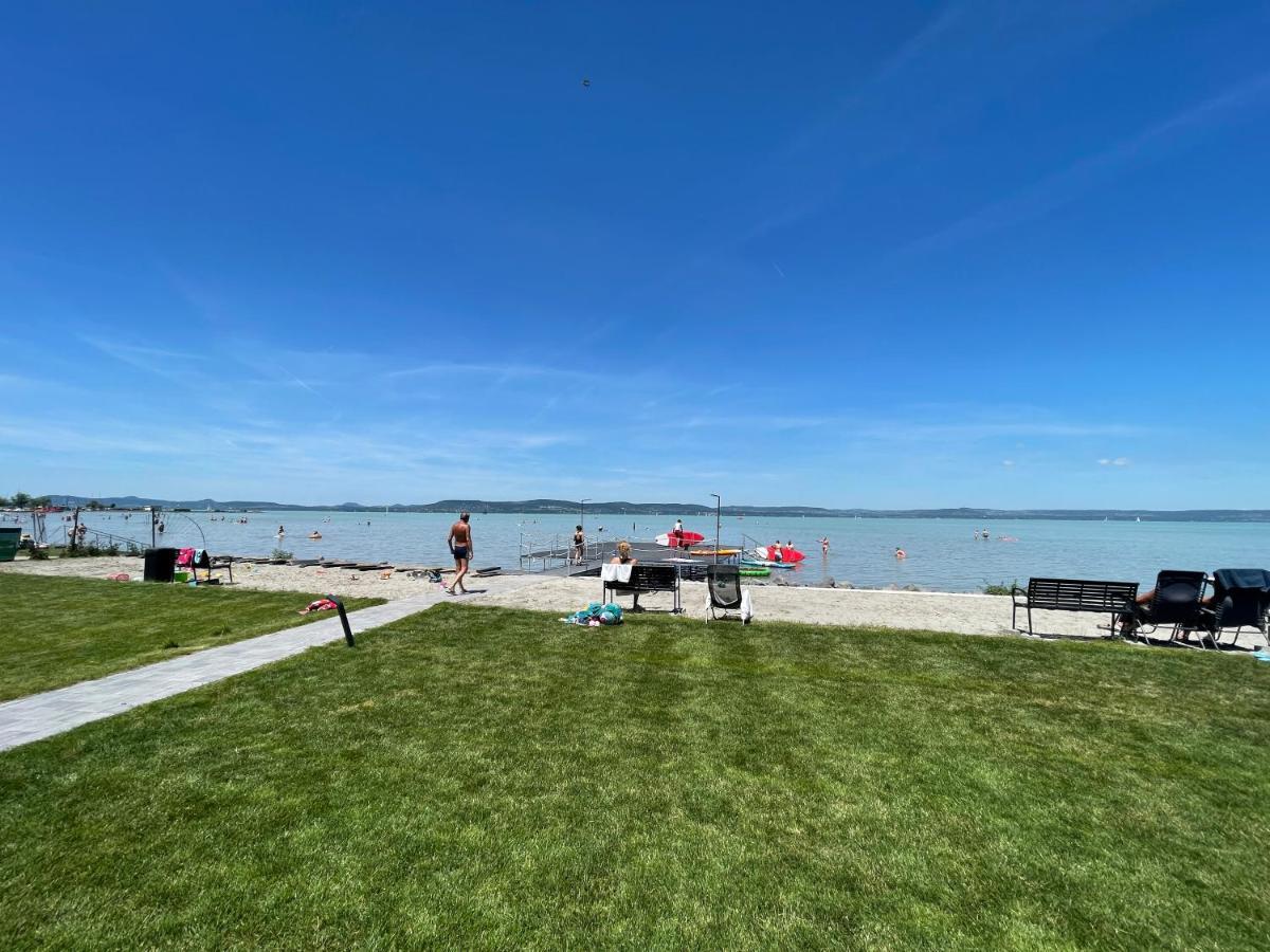 Bárdo Apartman Balatonlelle Exterior foto