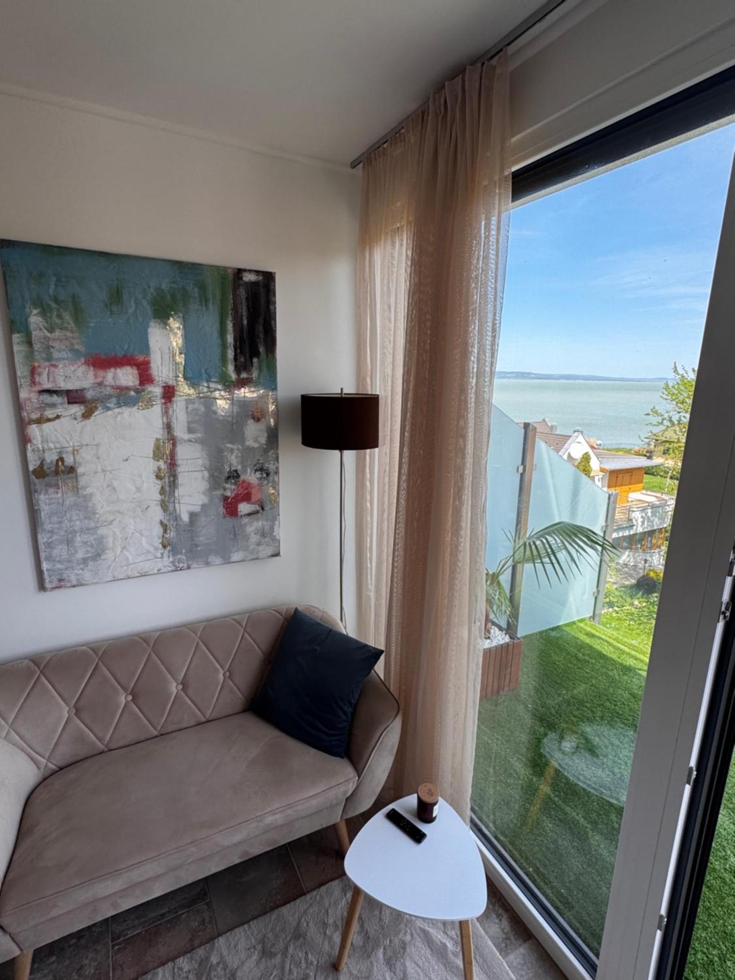 Bárdo Apartman Balatonlelle Exterior foto